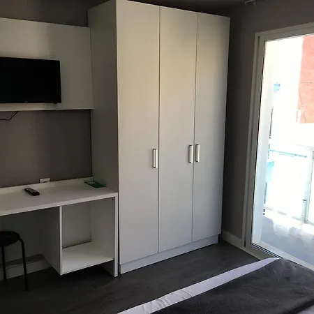 Hostal Boutique Bbb Auto Check In Benidorm