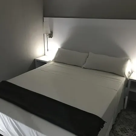 Penzion Boutique Bbb Auto Check In