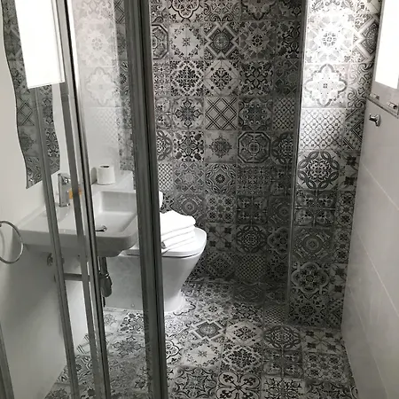 בית הארחה Boutique Bbb Auto Check In 3*
