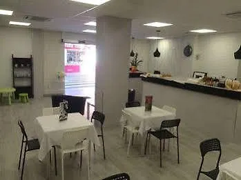 בית הארחה Boutique Bbb Auto Check In בנידורם